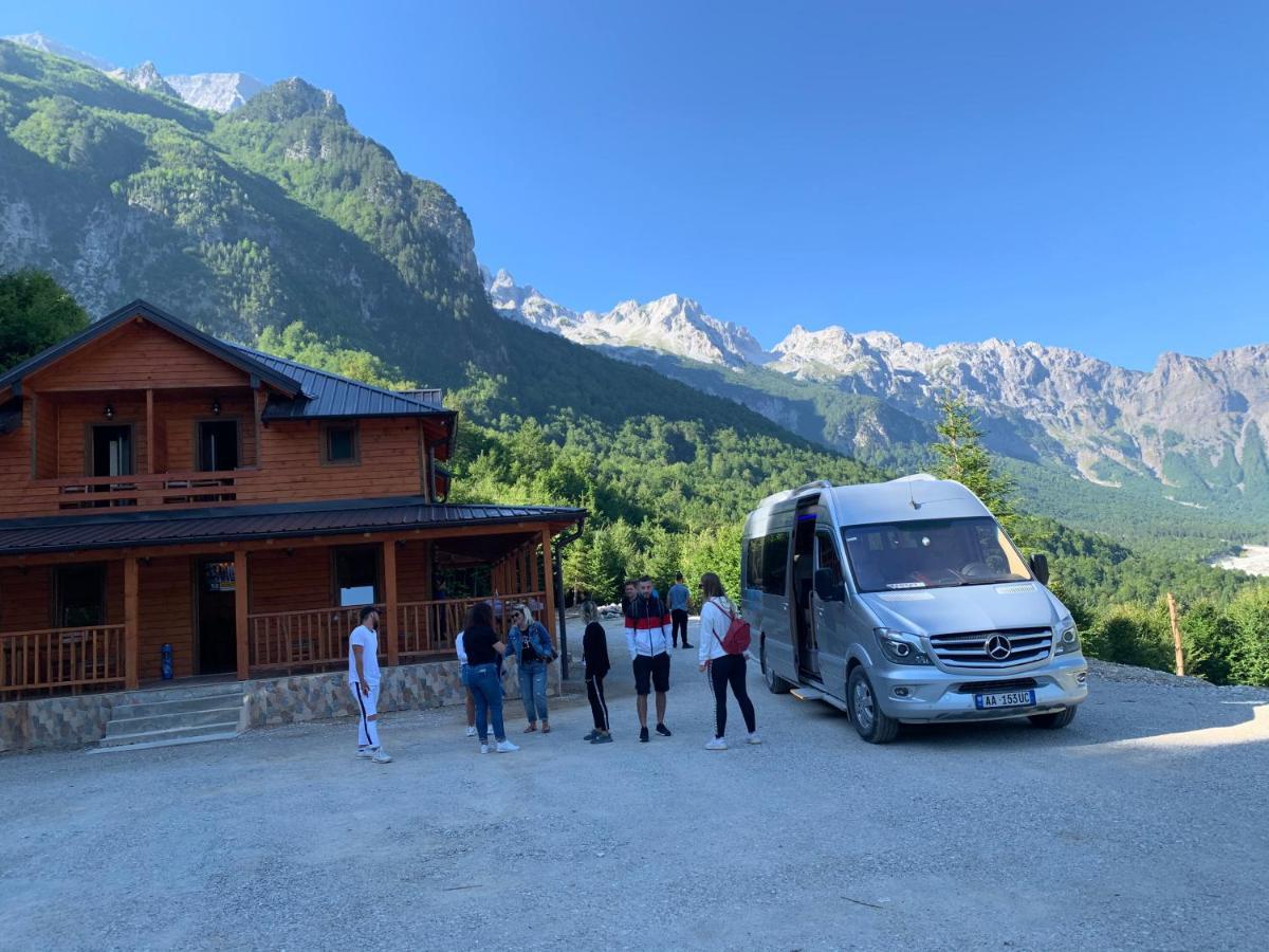 Bujtina Malaj Hotel Valbone Eksteriør billede